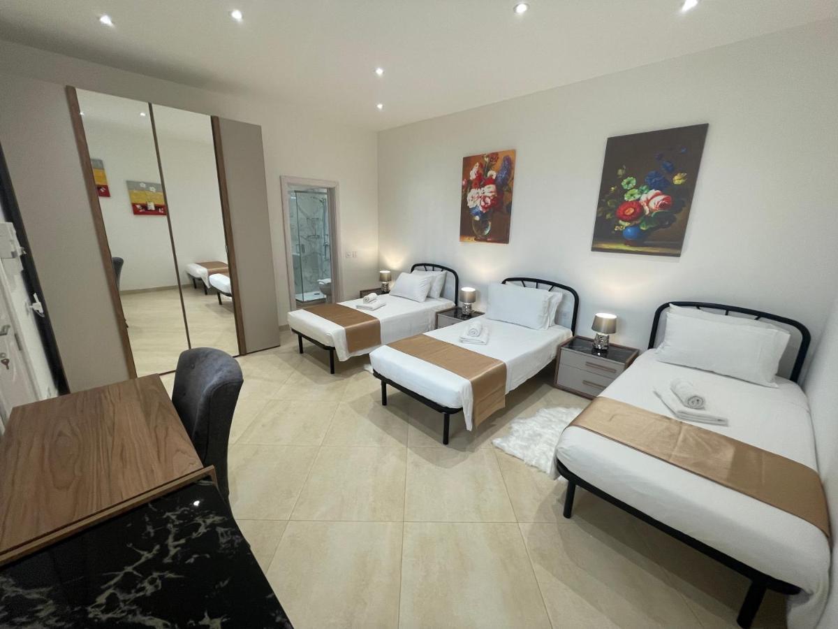 Alina Boutique Living Bed & Breakfast Victoria Exterior foto