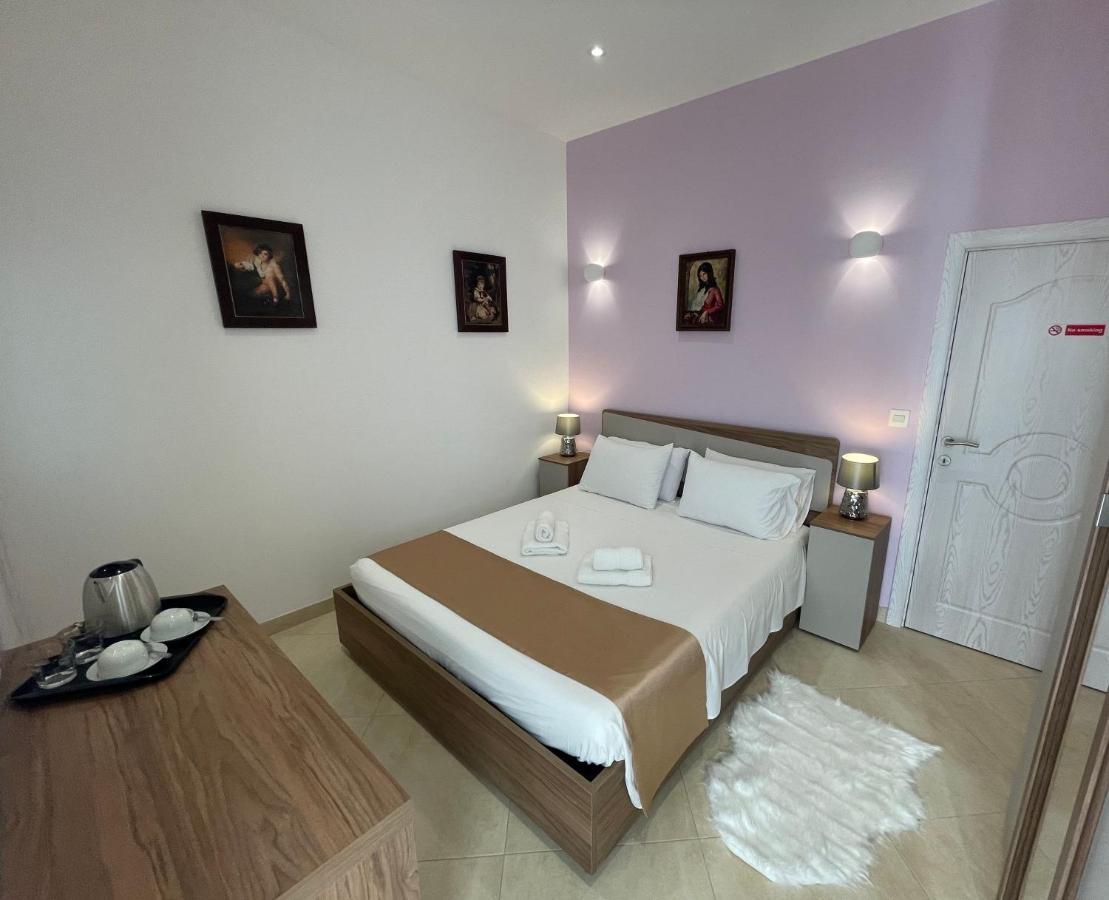 Alina Boutique Living Bed & Breakfast Victoria Exterior foto
